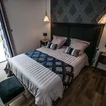 Les Cuves - Saintes فندق مبيت وإفطار 4*