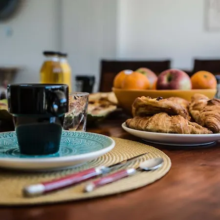 Bed & Breakfast Les Cuves - Saintes 4*