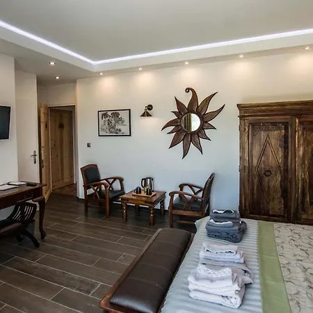 Les Cuves - Saintes 4*