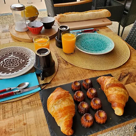 Les Cuves - Saintes 4* Chaniers