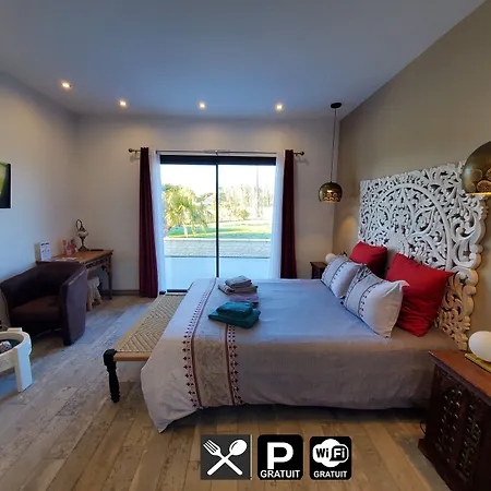 Les Cuves - Saintes Bed & Breakfast Chaniers