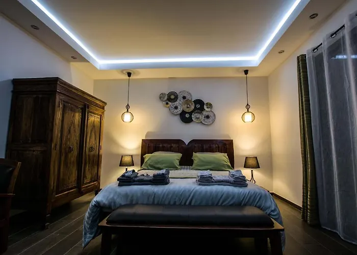 Les Cuves - Saintes Bed and breakfast Chaniers